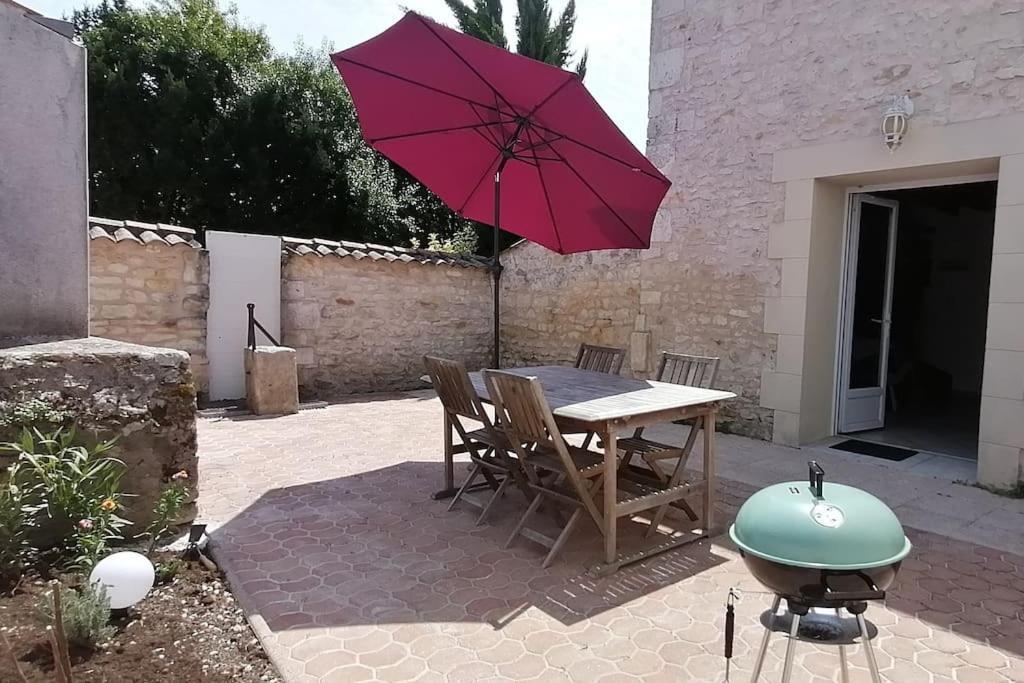 Les Roses Tremieres Vila Saujon Exterior foto