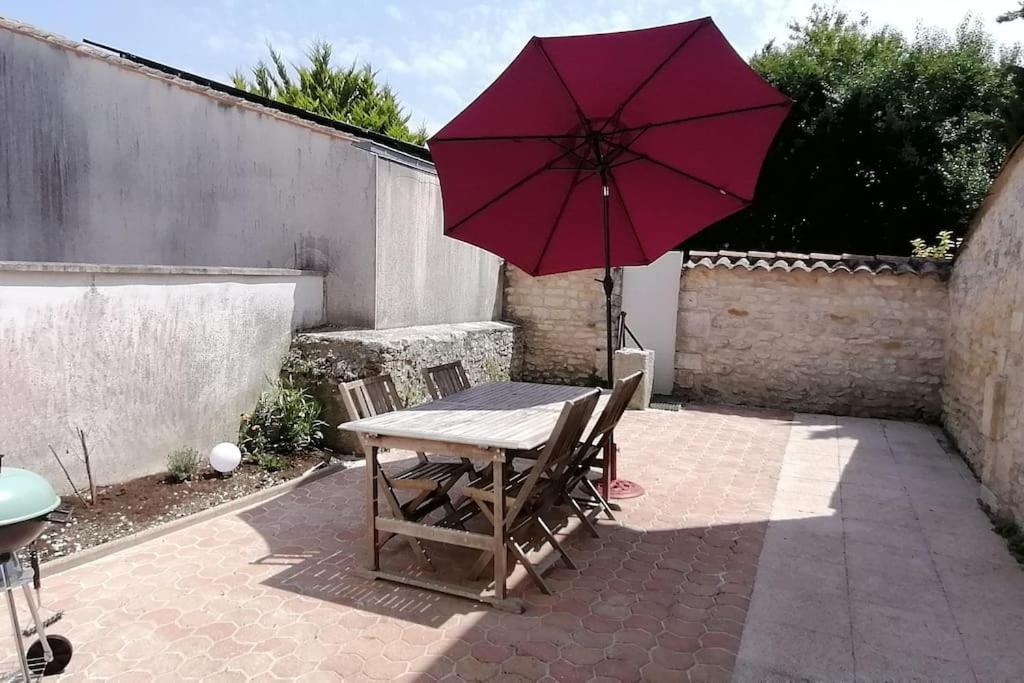 Les Roses Tremieres Vila Saujon Exterior foto