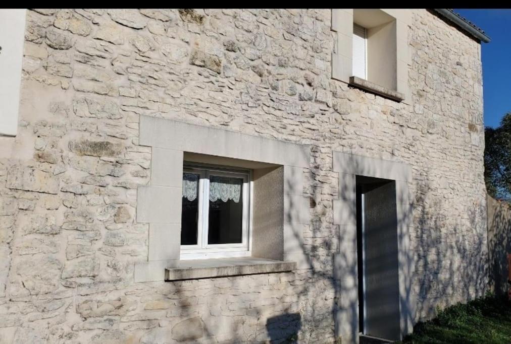 Les Roses Tremieres Vila Saujon Exterior foto